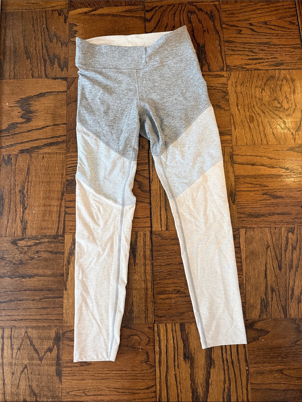 Outdoor Voices Two-Tone Light Gray and Heathered Gray Leggings